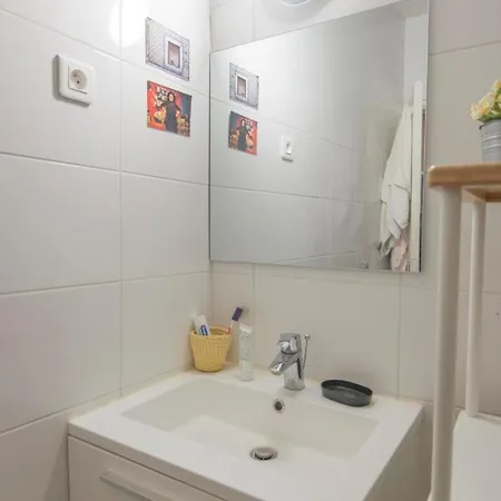 Superb Faubourg Saint-denis Appartamento Parigi